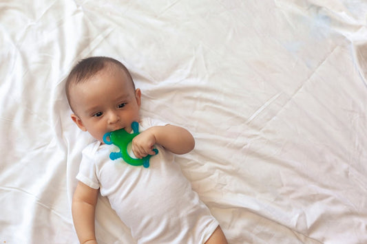 Aktiviteter og lege - 7 måneders baby - LittleUnBox